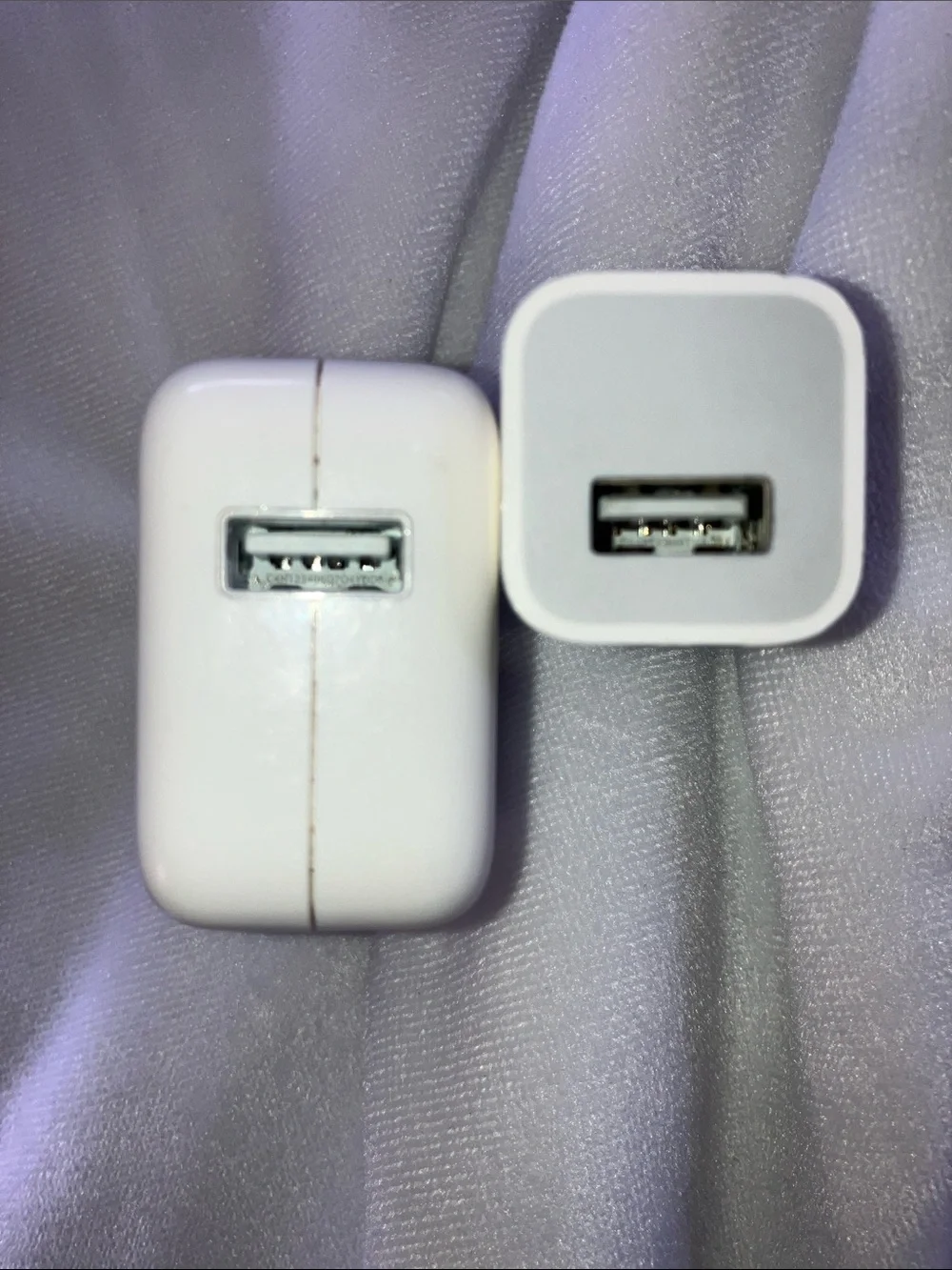Apple White USB Charging Power Adapter Cubes